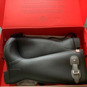 BNIB Hunter Womens Original Tour tall rain boots size 8